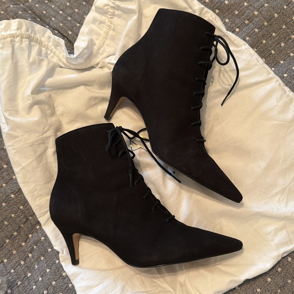 Raye the Label Elodie Kitten Heel Booties in black size 5.5 - Picture 3 of 6